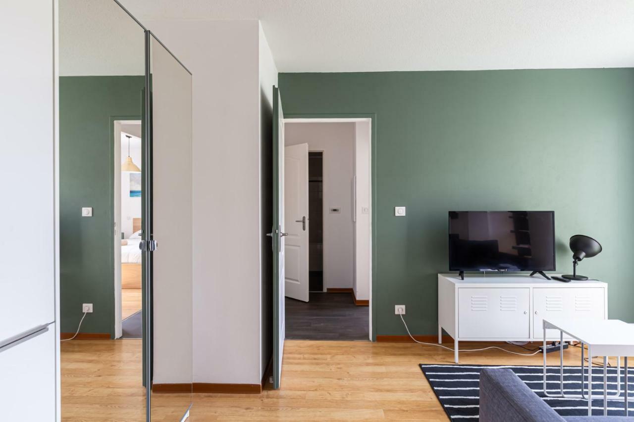 A 5 Min De Bordeaux Centre - Terrasse - Pied Du Tram Apartment Cenon Luaran gambar